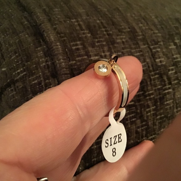 💥2 for 20💥Rose Gold Roman Numeral Shell inlay w/ dangly gem - NWOT SZ8 - Picture 4 of 4